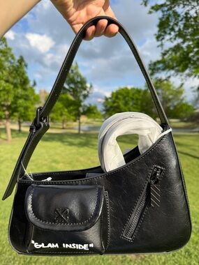 NWT🩷Authentic Off-White Black Jitney Hobo Shoulder Crossbody leather